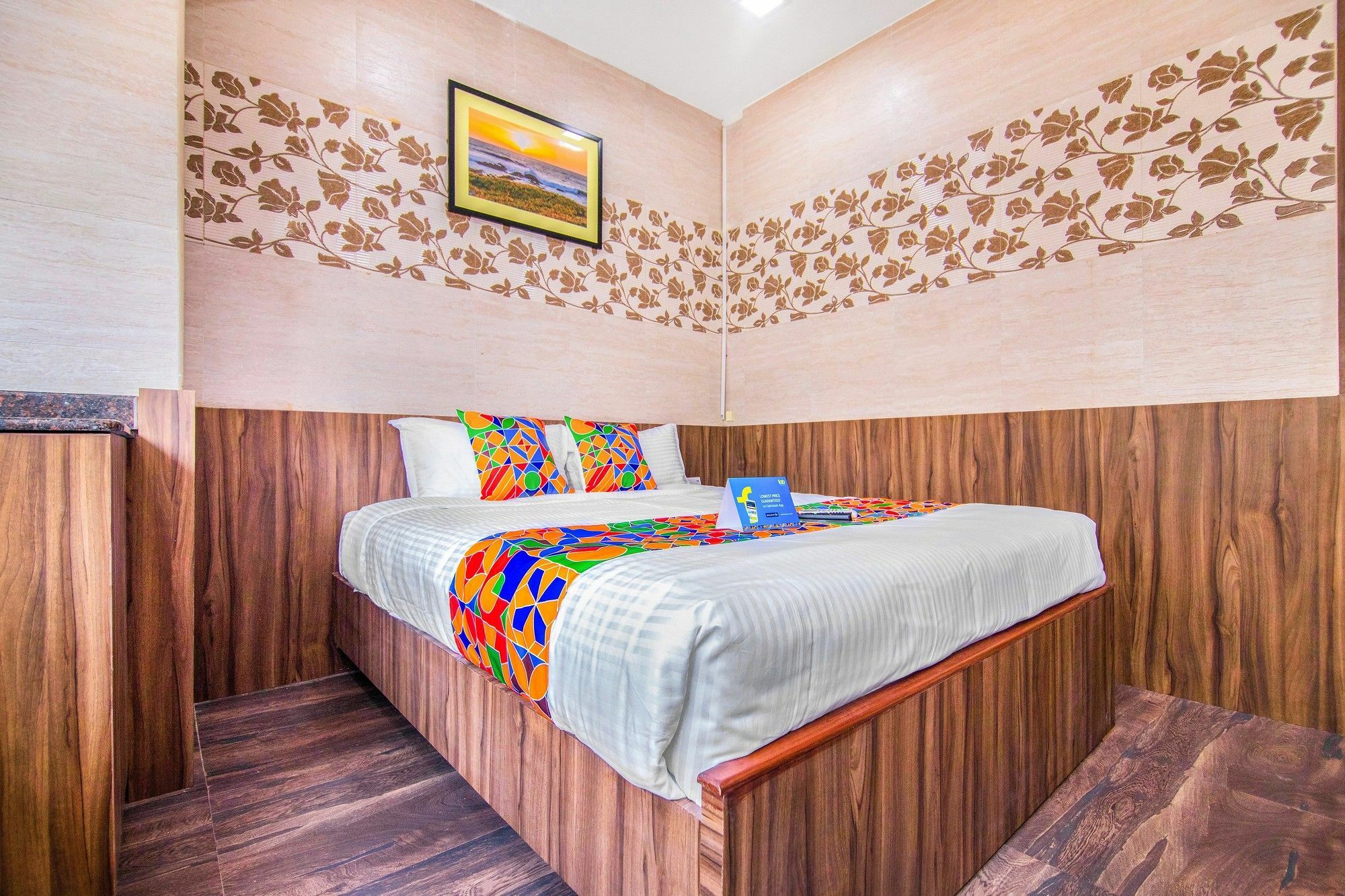 แฟ็บโฮเต็ล เวนคีย์ เซอร์วิซ อพาร์ตเมนต์ Hotel เชนไน ภายนอก รูปภาพ