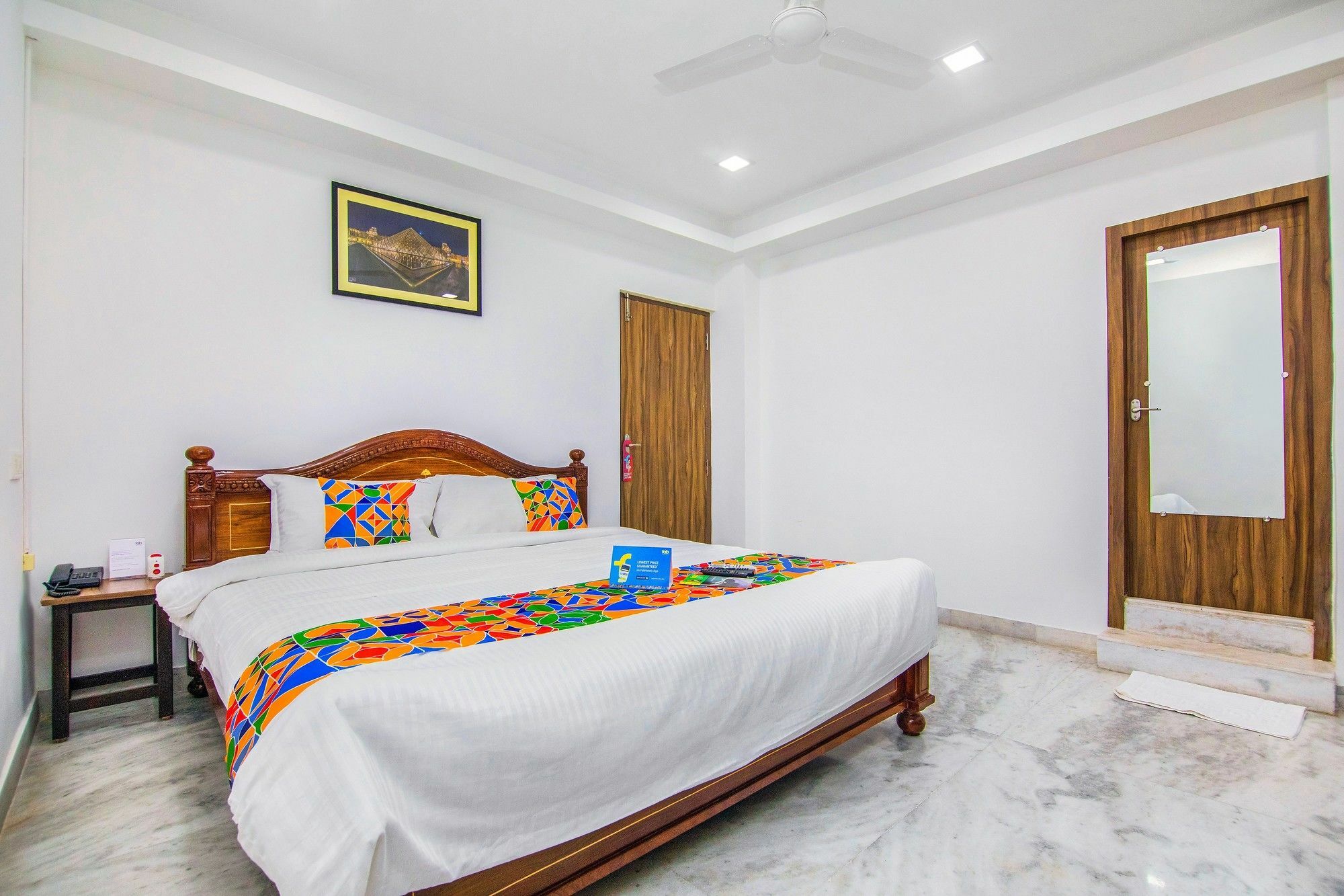 แฟ็บโฮเต็ล เวนคีย์ เซอร์วิซ อพาร์ตเมนต์ Hotel เชนไน ภายนอก รูปภาพ